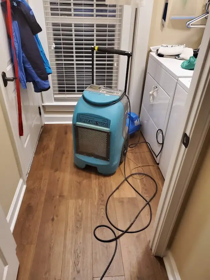 Commercial dehumidifier deployed for Flood Damage Cleanup in Palm Beach Gardens